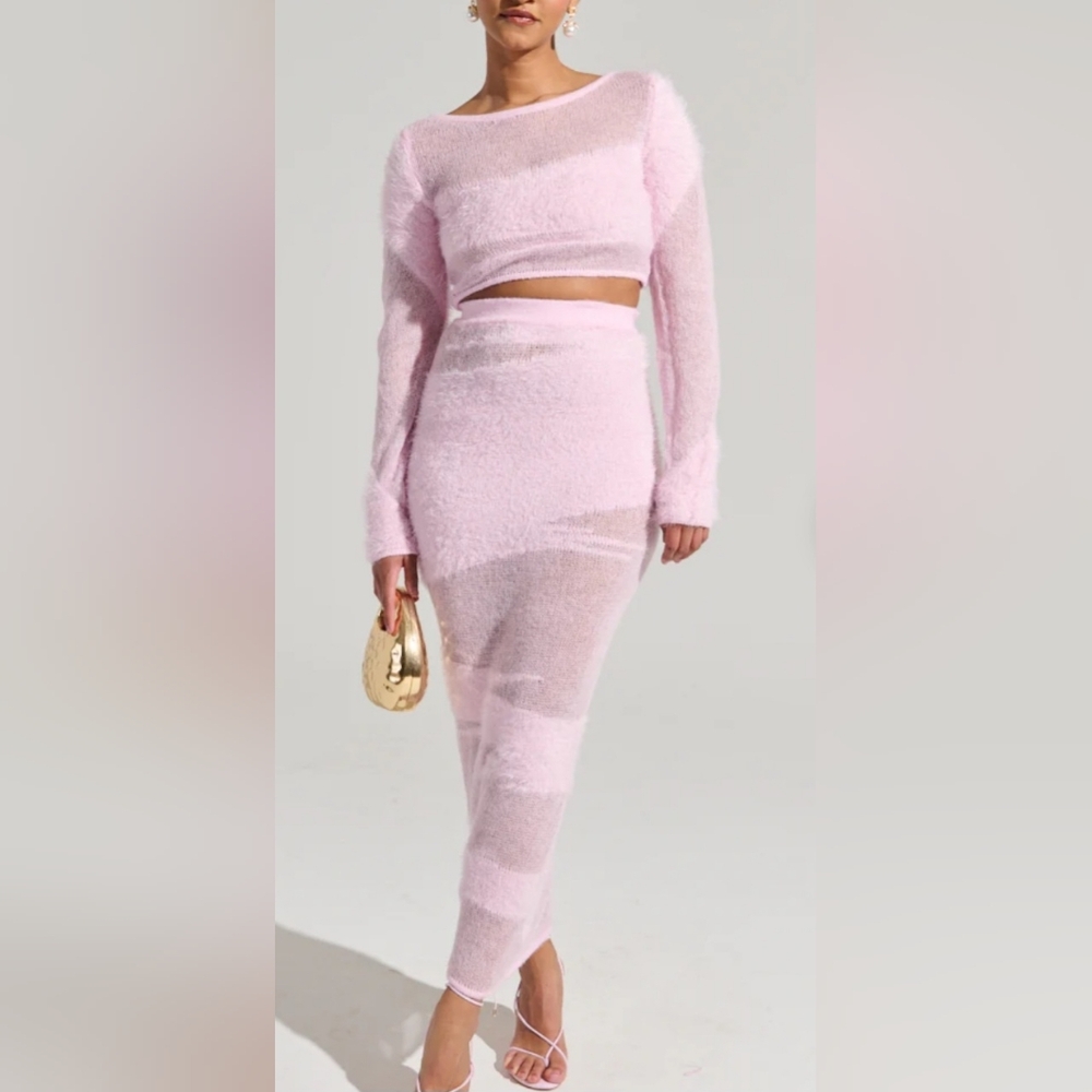 AKIRA EUC TIME FLIES MAXI SEMI-SHEAR SKIRT & SWEATER TOP LIGHT PINK (Large)